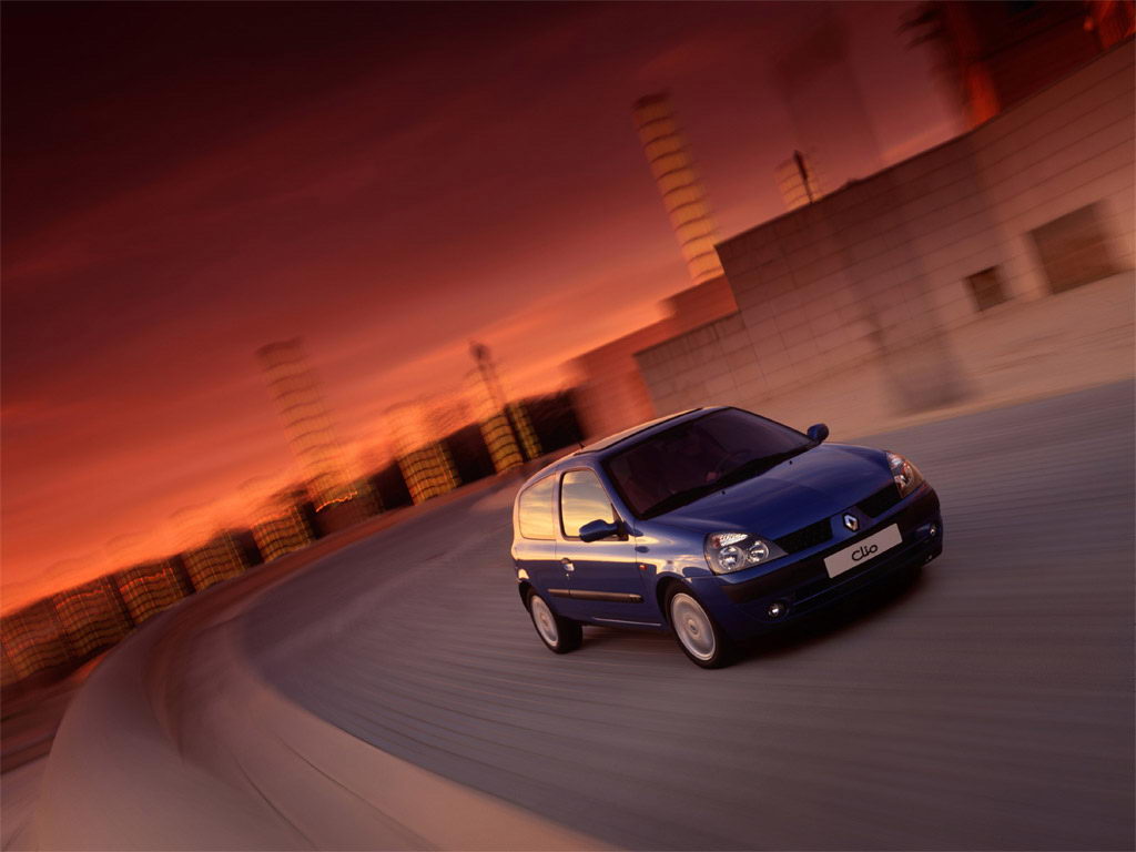Renault Clio 001.jpg